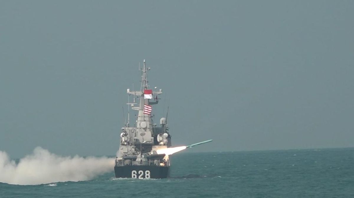 TNI Holds Joint Exercise, Showcases Kamikaze Drones and C-705 Missiles
