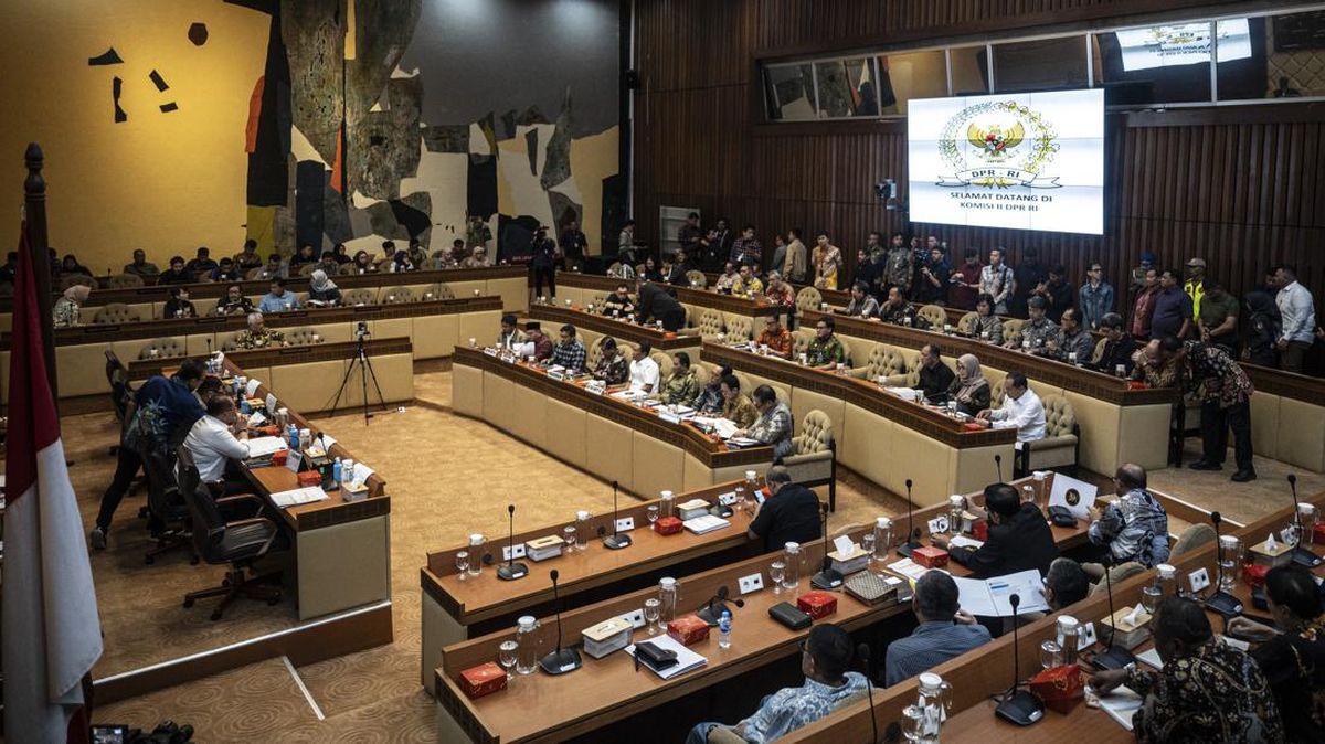 Discourse on Regional Elections Without Deputy Heads Emerges in DPR
