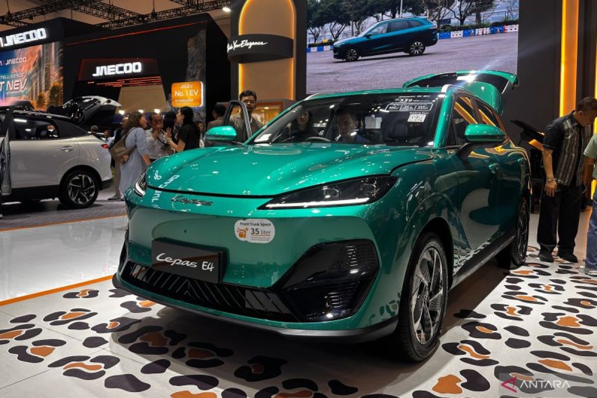 Lepas E4 EV Launched with 600 km Range, Priced at Rp300 Million