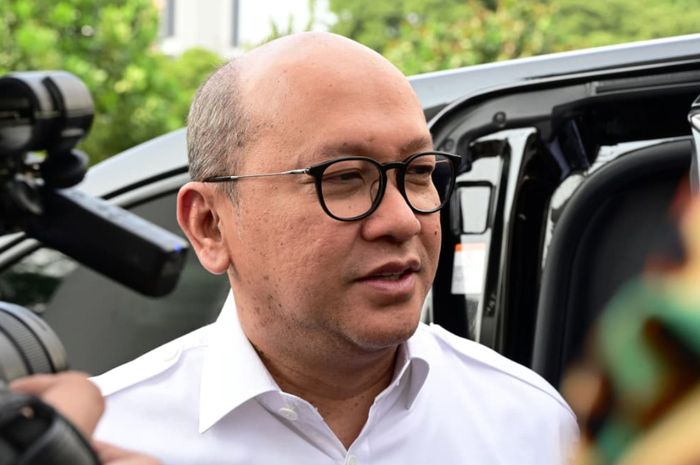 Summoning Investment Minister, Prabowo Receives Report on Kampung Haji Development