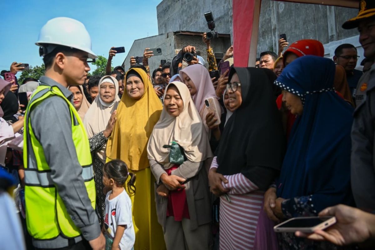 Vice President Ensures Accelerated Restoration of Basic Services After Aceh Disaster