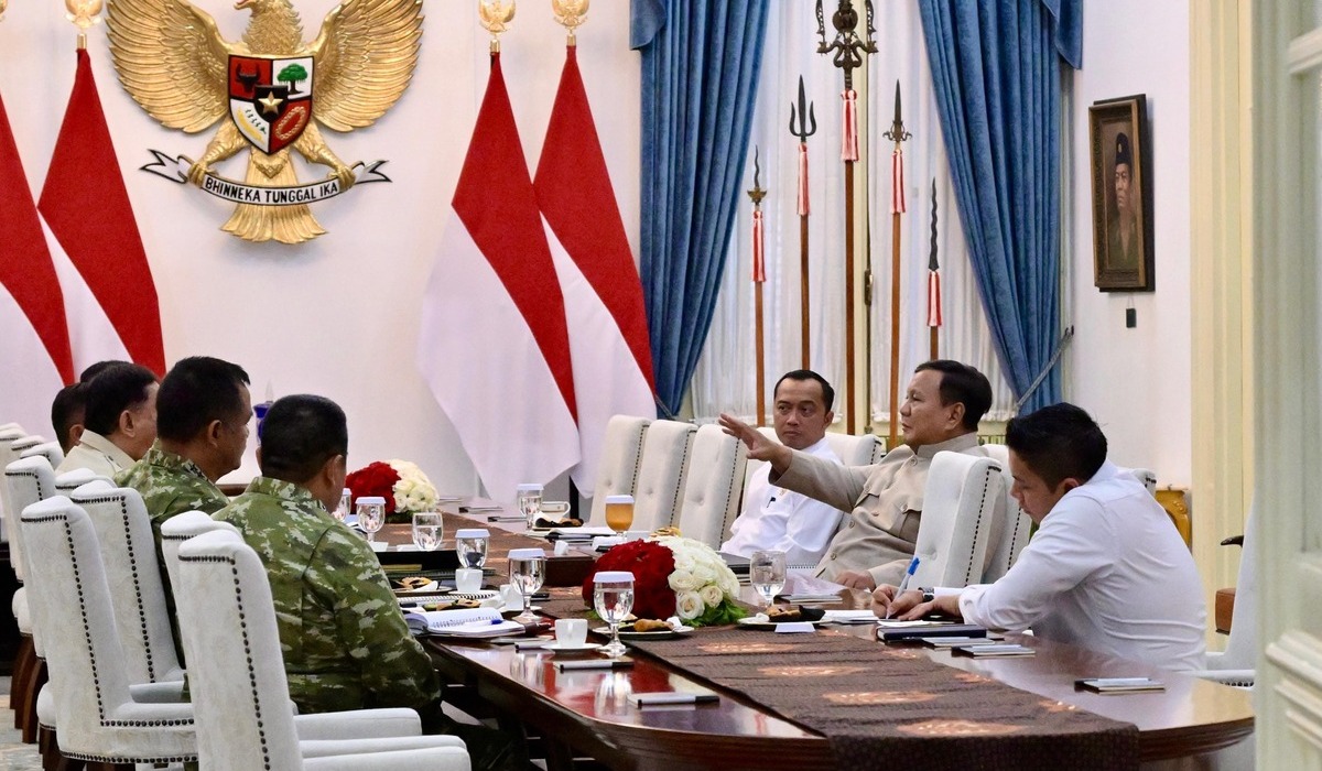 President Prabowo Discusses TNI Strategic Programmes at Palace