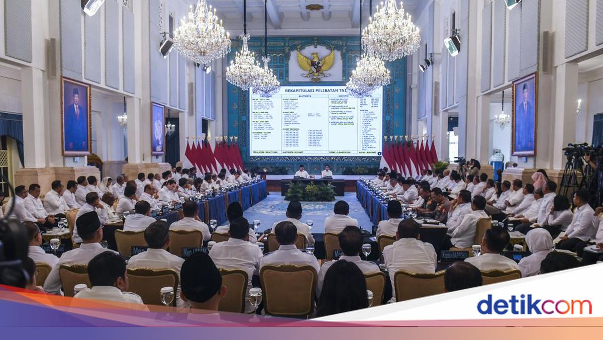 Analyst Suggests Cabinet Reshuffle to Restore Public Trust