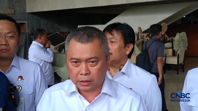 China and Russia Interested in Developing Trans-Kalimantan Railway Project