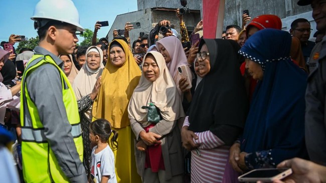 Vice President Gibran Inspects Post-Disaster Bridge Construction in Aceh