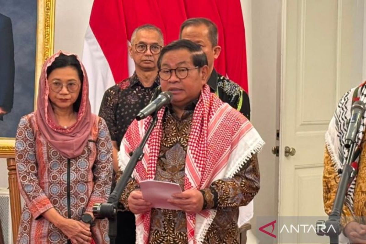 Jakarta Governor to Publicly Name Illegal Waste Dumpers as Deterrent