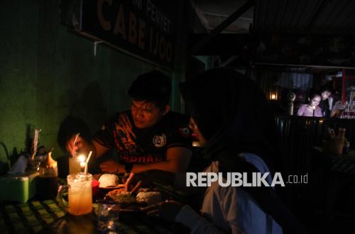 Observing the 'Dark Ages' in South Kalimantan