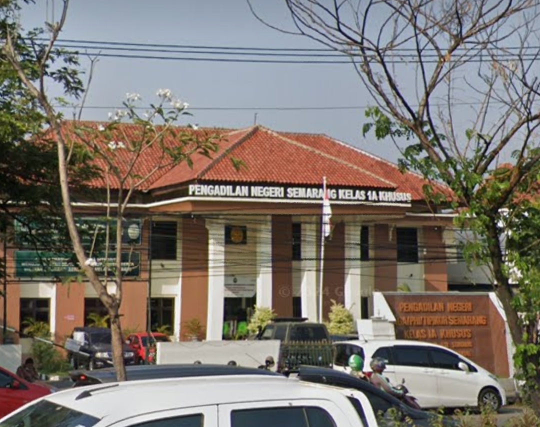 Semarang Court Sentences David Tihang Prakasa to Two Years for Fiducia Document Forgery