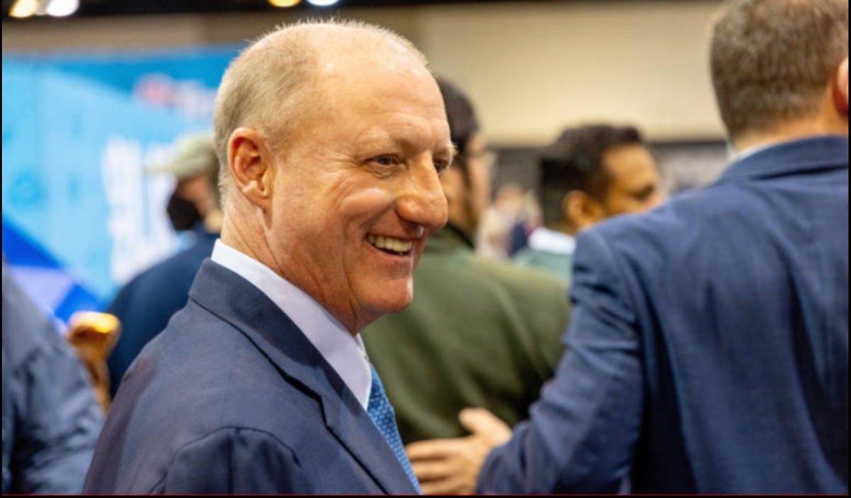 Berkshire Hathaway Profits Soar as Greg Abel Begins Aggressive Share Spending