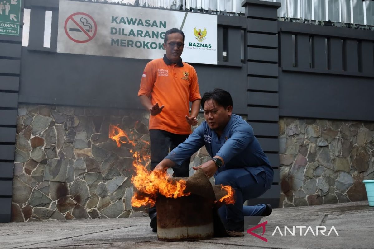 Baznas Strengthens Fire Preparedness Capacity of RSB Team