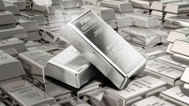 Silver Prices Soar This Week, What's Behind It?