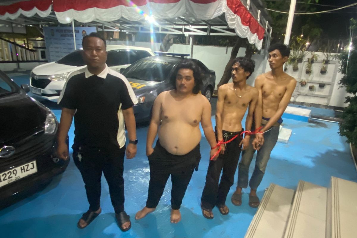 Police Pursue Two Suspects in Fibre Optic Cable Vandalism in Pademangan, North Jakarta
