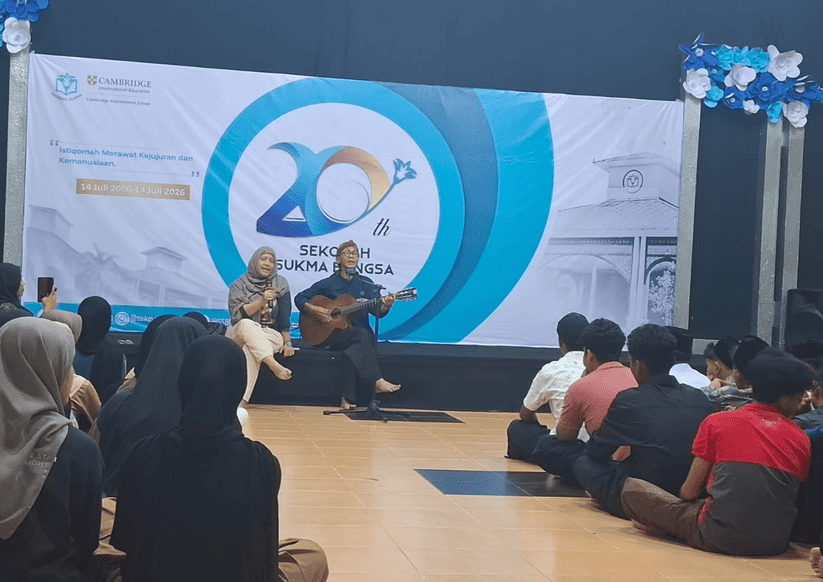Sukma Bangsa Pidie School's Strategy to Build Student Independence Through Meaningful Learning
