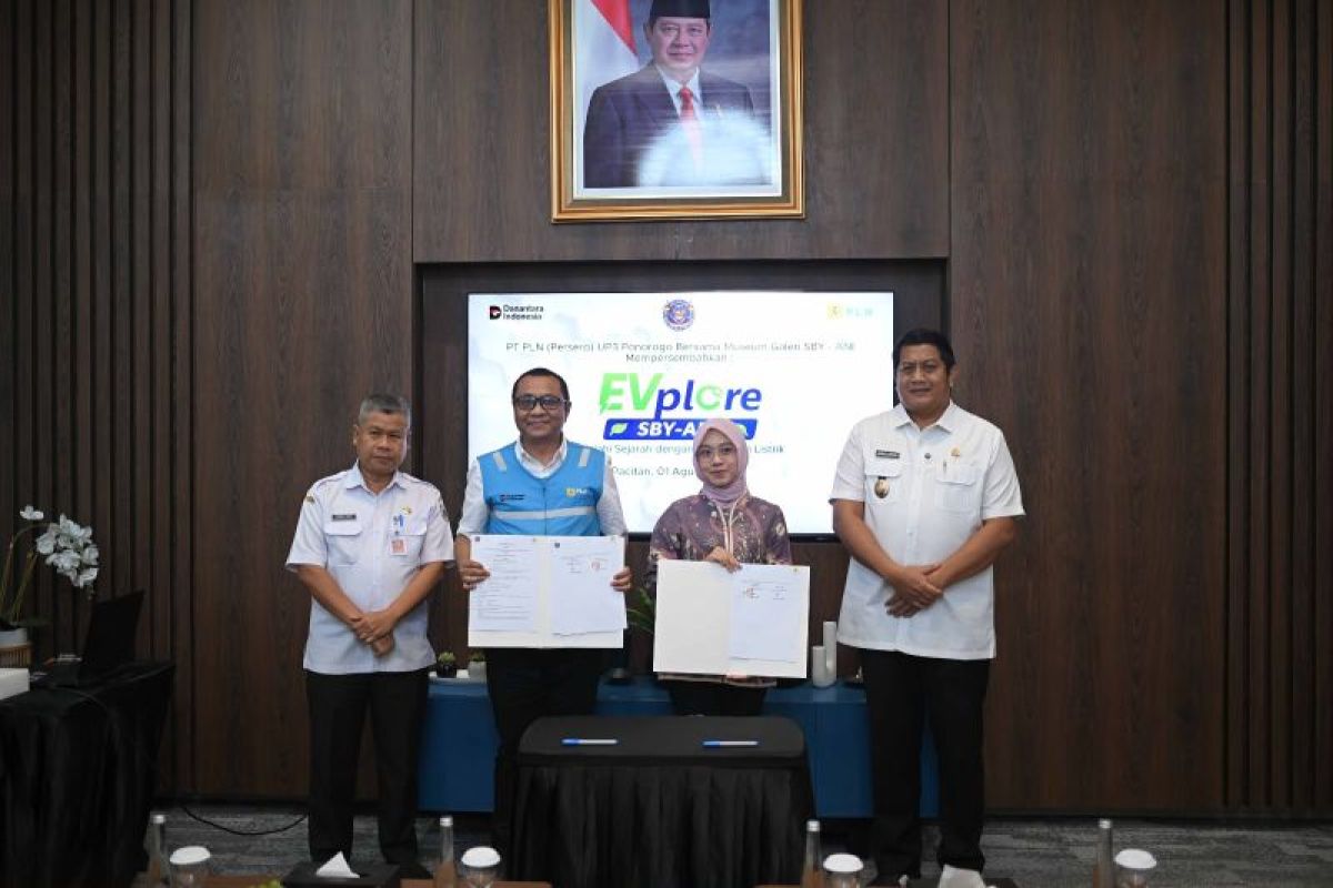 PLN promotes electric vehicle ecosystem through EVplore at SBY-Ani Museum