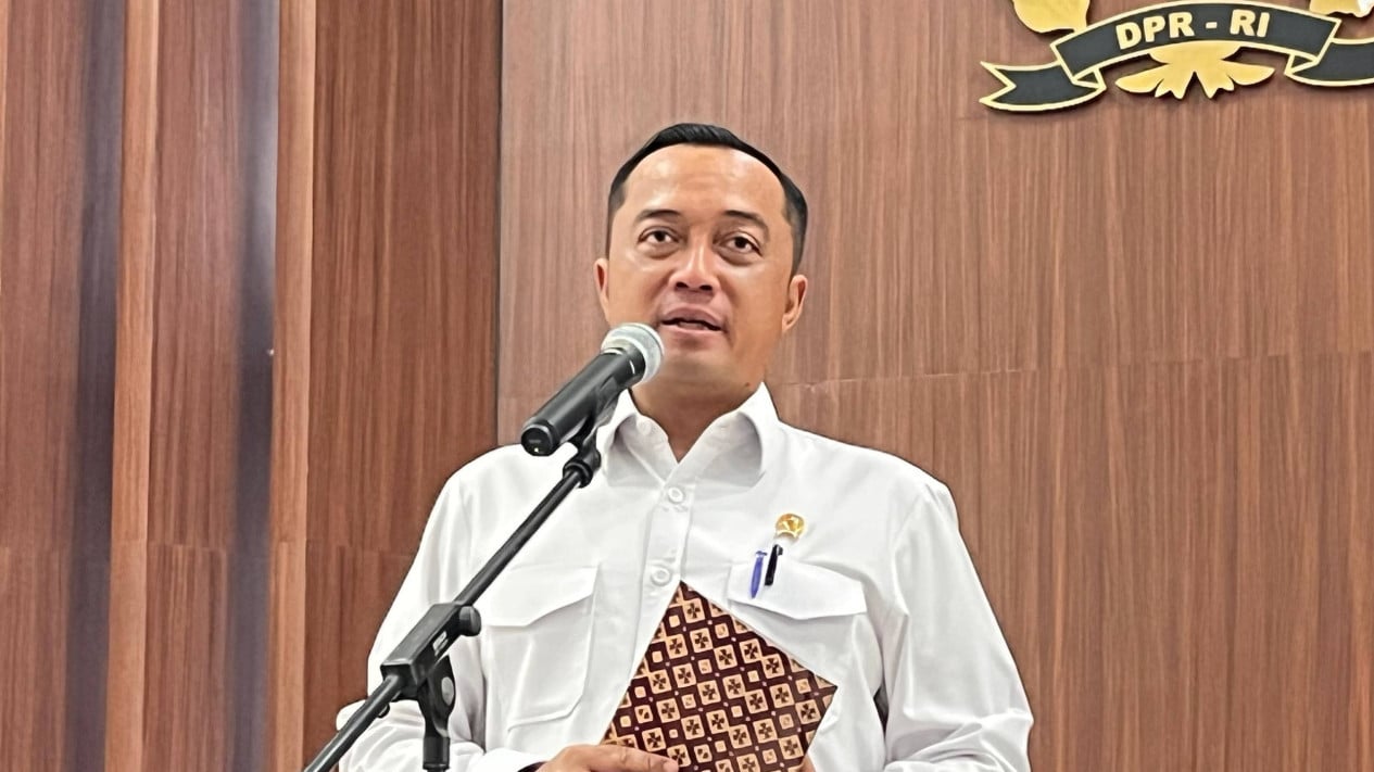Wildfires Spread in Mount Bromo, State Secretary Responds