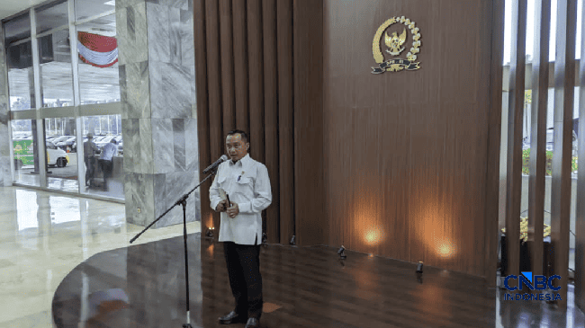 Minister Claims No Immediate Plans for Prabowo's Cabinet Reshuffle