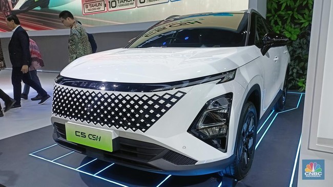 LCGC Sales Slump as Boxy SUVs Gain Traction in Indonesia