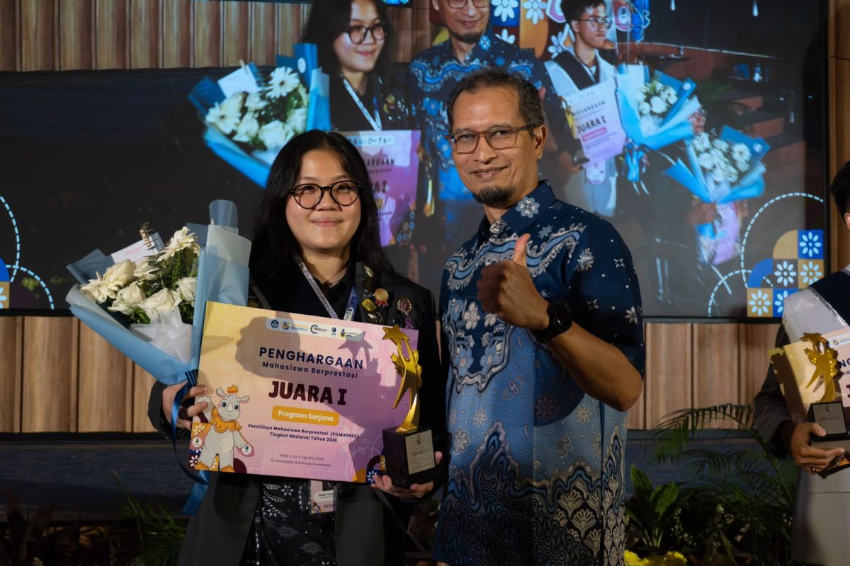 Student wins award for sweat-based monitoring device