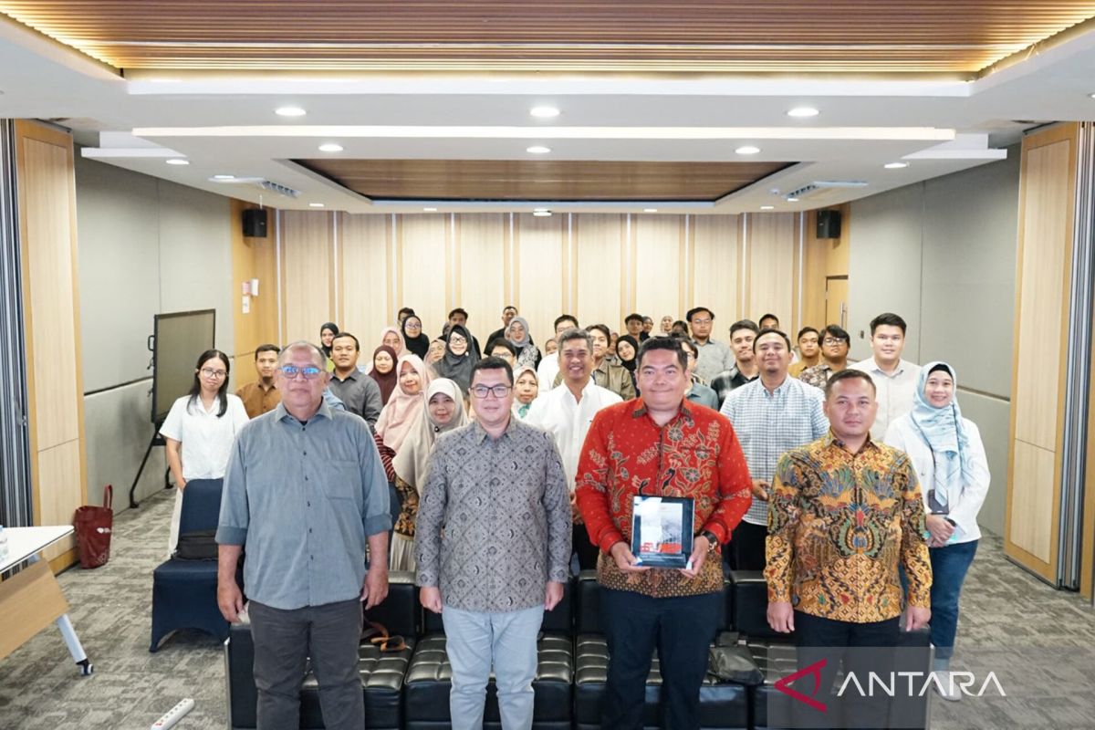 PT JIEP Promotes Transparency to Strengthen Public Trust