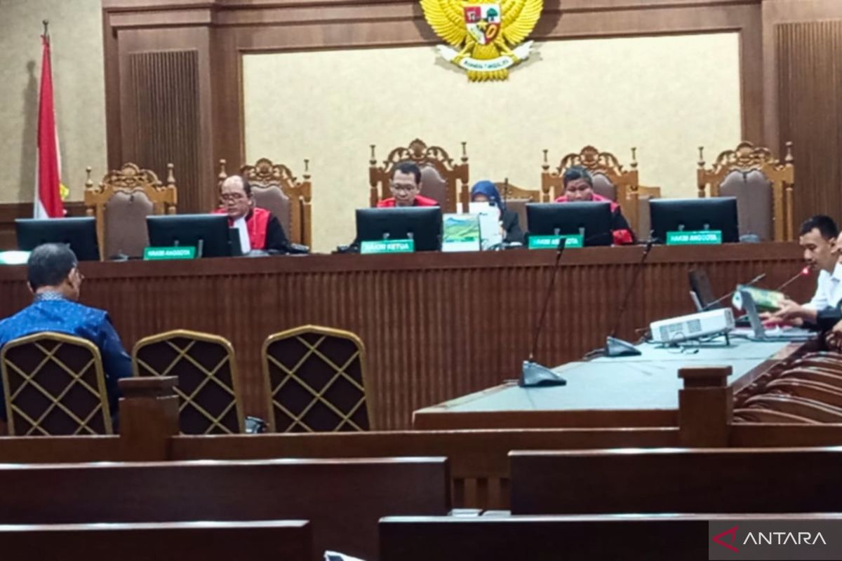Expert Says State Losses Alone Insufficient to Prove Corruption