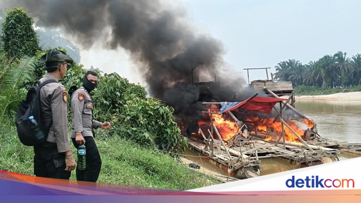 Operation PETI Merah Putih Kuantan: 436 Rafts Destroyed, 15 Suspects Charged