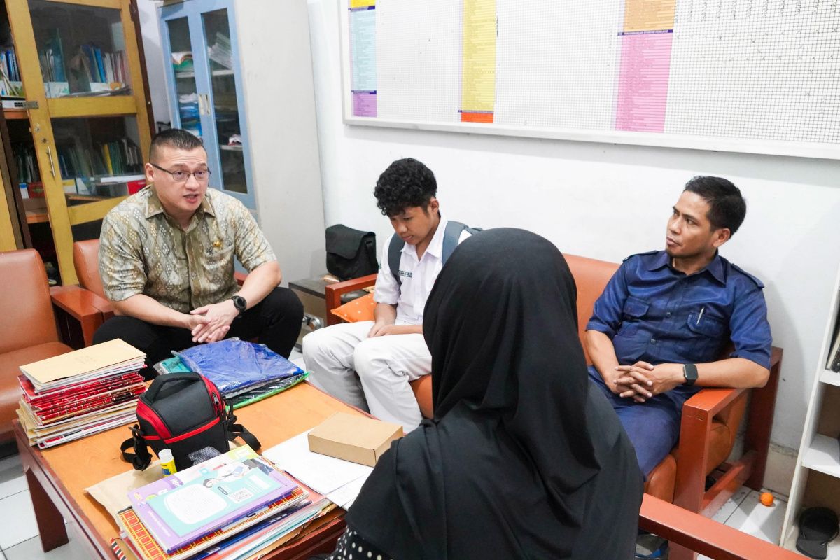 Jakarta Legislator Urges Stronger Protection for Underprivileged Students