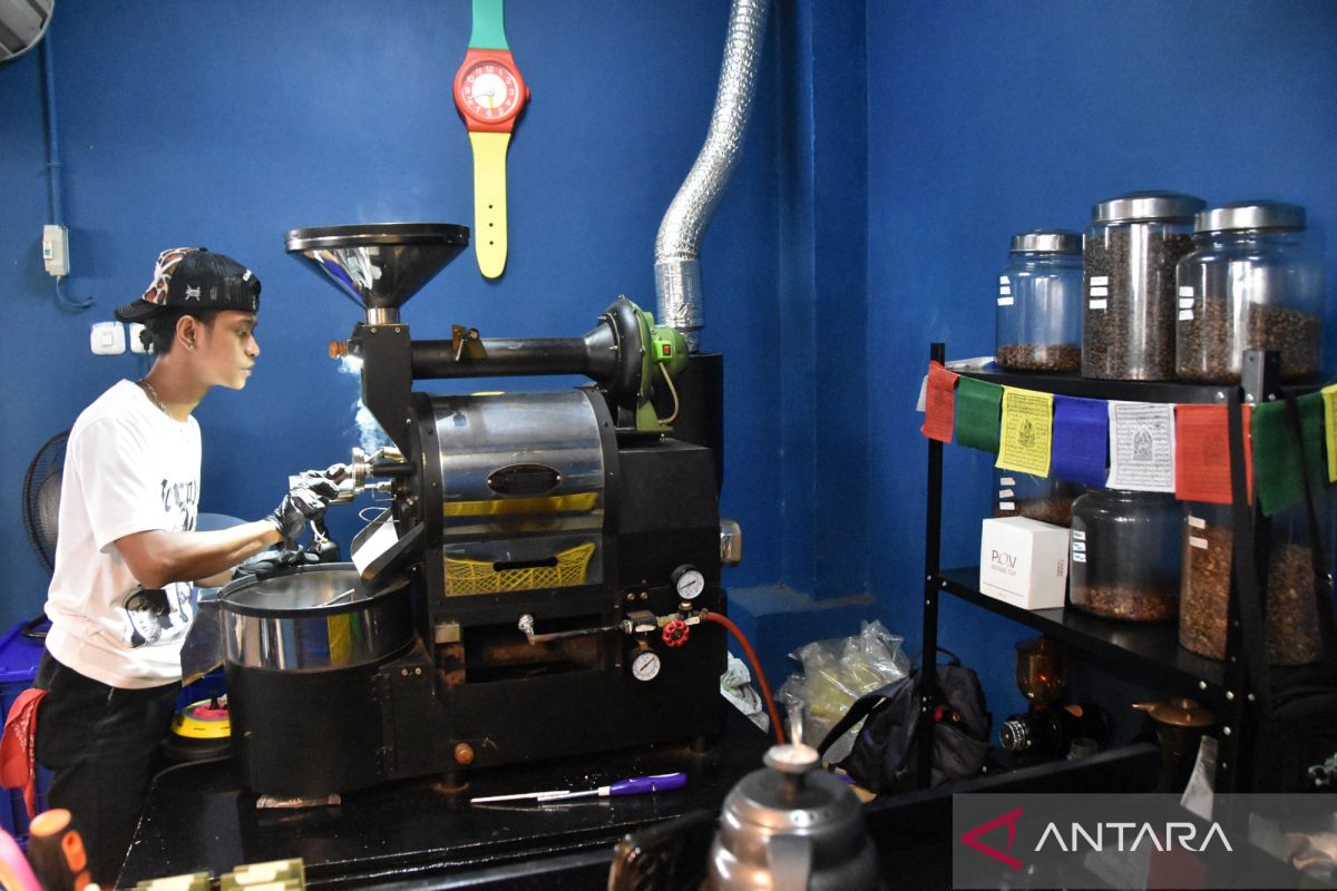 How Jakarta tackles unemployment from the grassroots