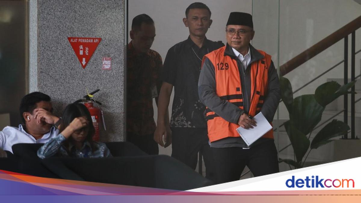 KPK Prosecutor: Yaqut Prepared USD 1 Million to Influence DPR Hajj Inquiry Committee
