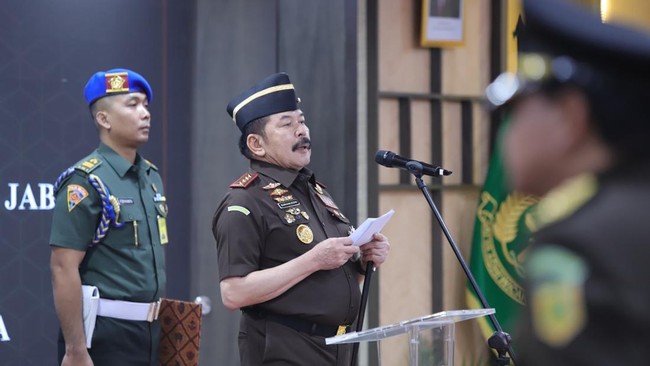Attorney General ST Burhanuddin Installs 34 Prosecution Officials, Delivers Key Message