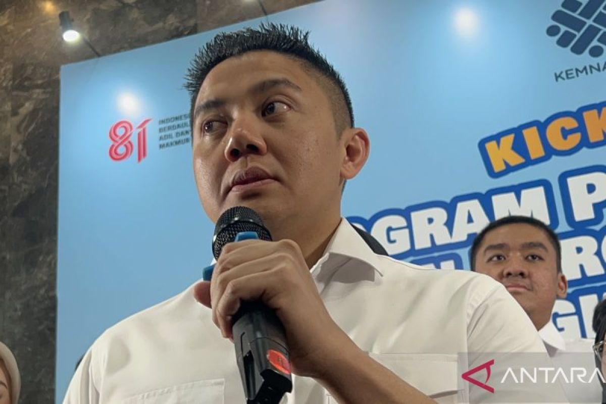 Cabinet Secretary Teddy Affirms President Prabowo's Support for National Internship Programme