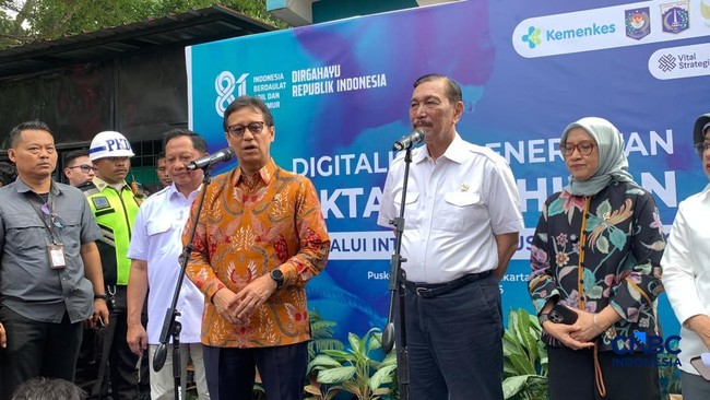 Luhut: Government Could Save Rp1,200 Trillion Through Digital Transformation