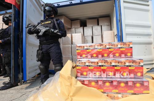 Customs Foils Shipment of 8.96 Million Illegal Cigarettes at Tanjung Priok Port