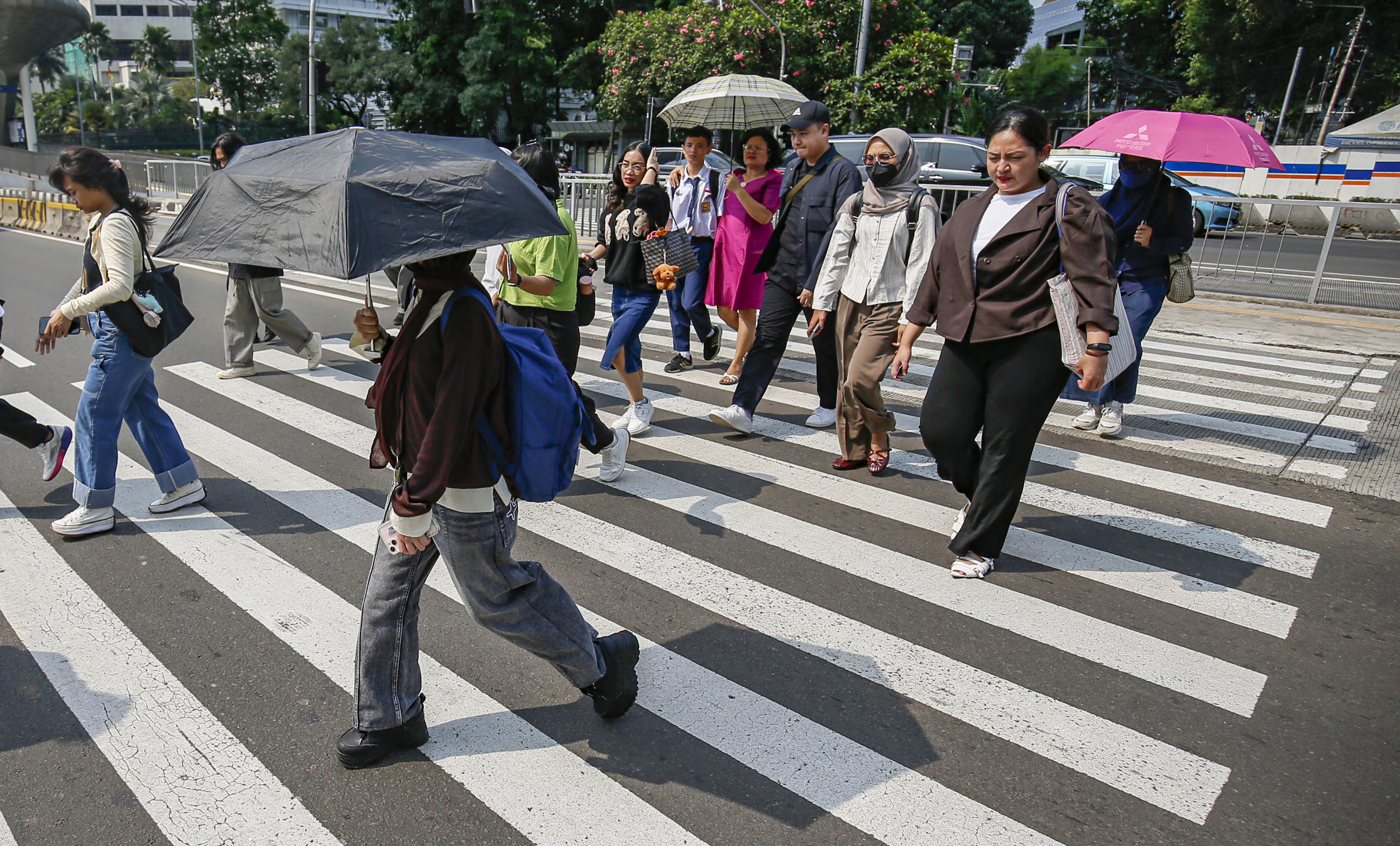 Pramono Prepares Cloud Seeding to Tackle Jakarta's Air Pollution