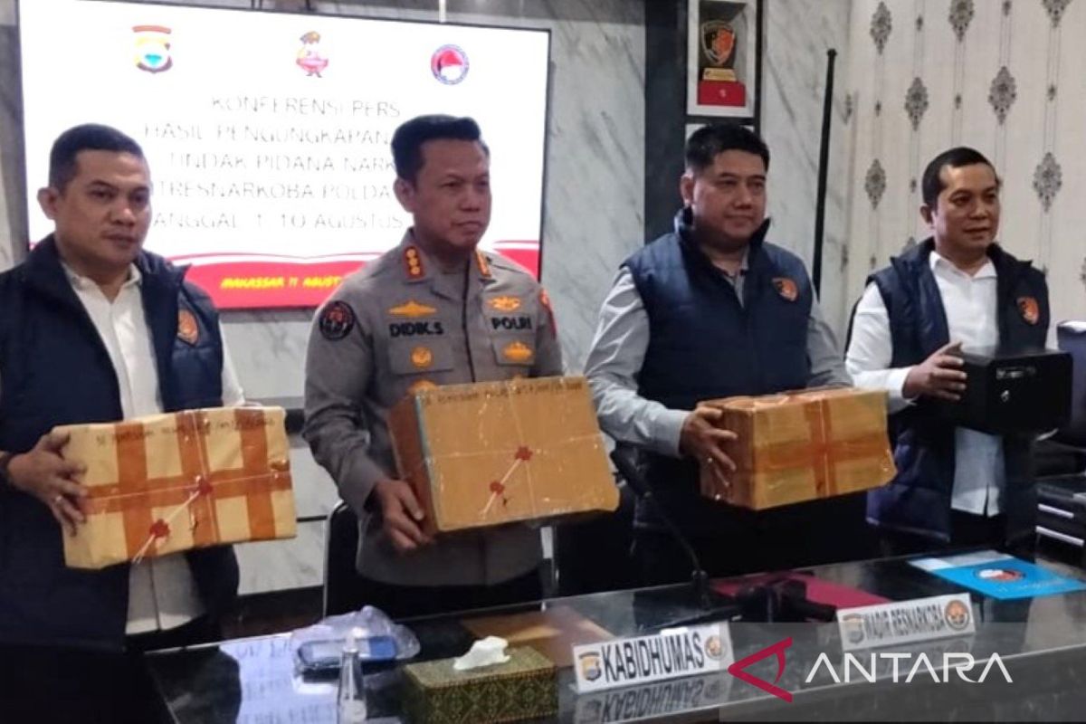 South Sulawesi Police Foil Narcotics Circulation, 16 Arrested