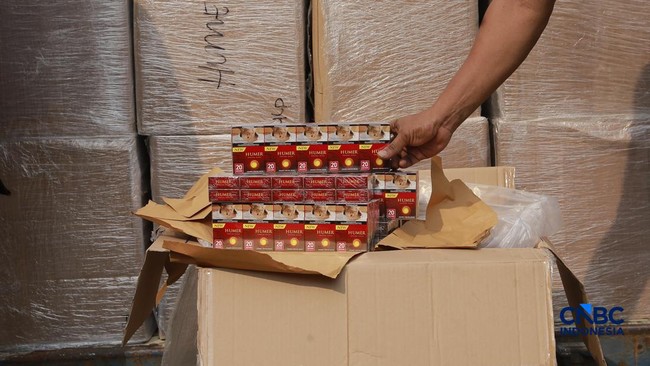 Customs Uncovers Smuggling of 8.9 Million Illegal Cigarettes