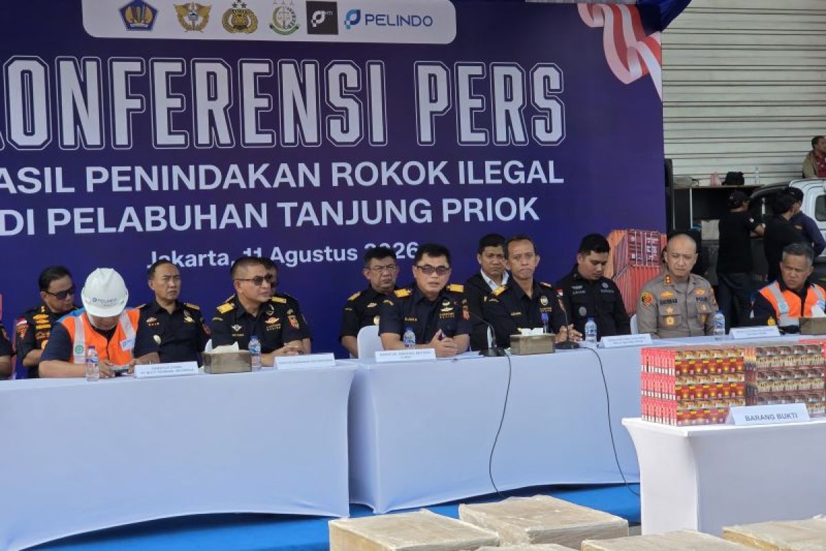 Customs and excise thwarts delivery of 8.96 million illegal cigarettes