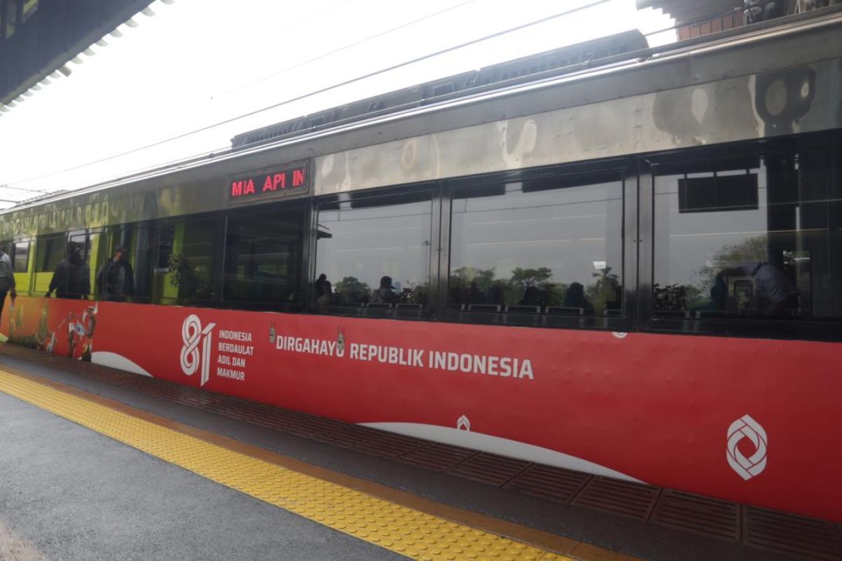 KAI Launches Independence Day Livery on Intercity Trains