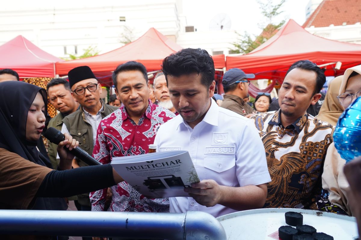 East Java Deputy Governor Pushes for Commercialisation of 38 Student Innovations