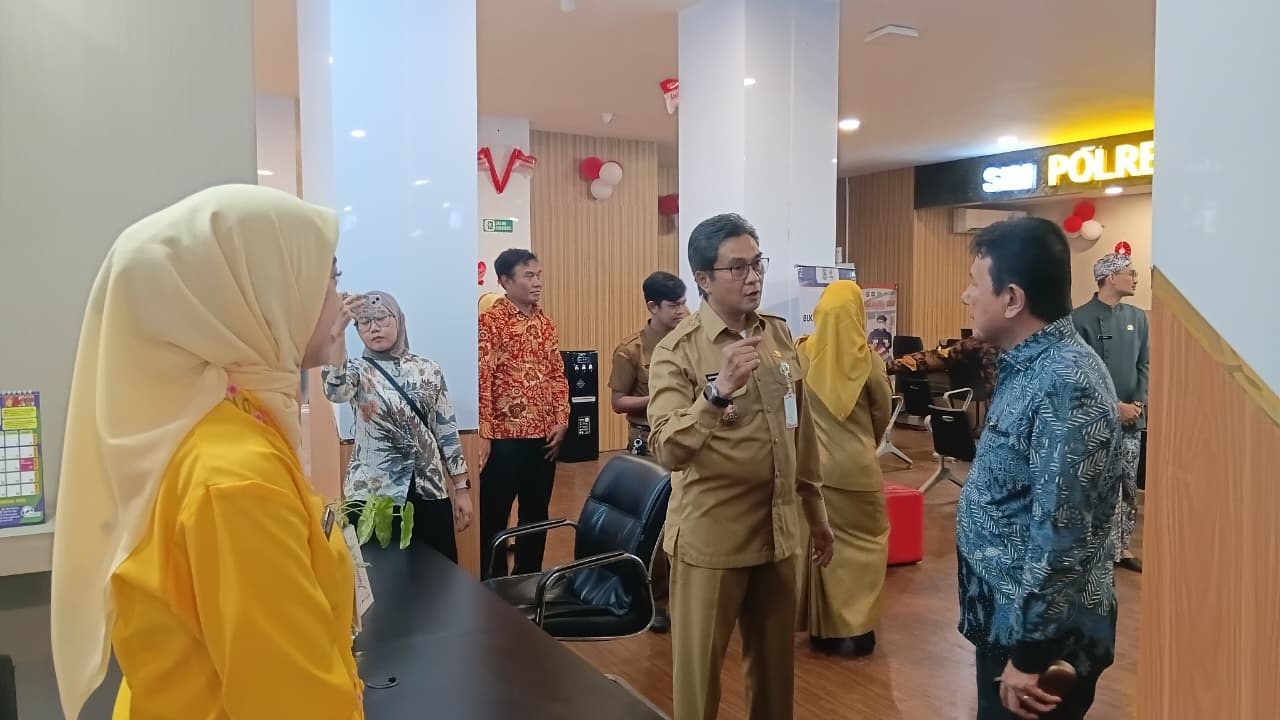 Tangerang City's DPMPTSP Enters Top 6 in National PTSP Assessment, Undergoes Field Verification