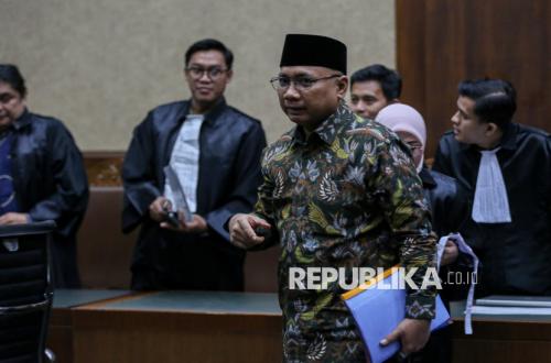 Yaqut Challenges Corruption Charges, Questions Missing Name in Indictment