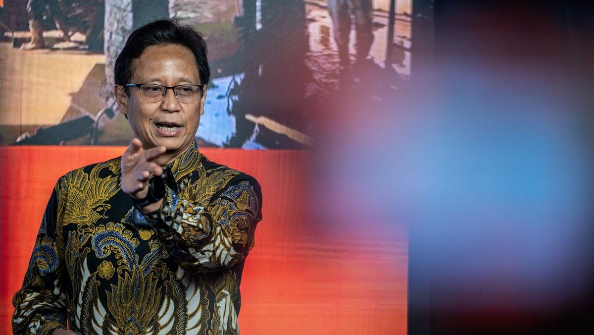Health Minister Urges 'Sekolah Rakyat' Students to Brush Teeth and Exercise