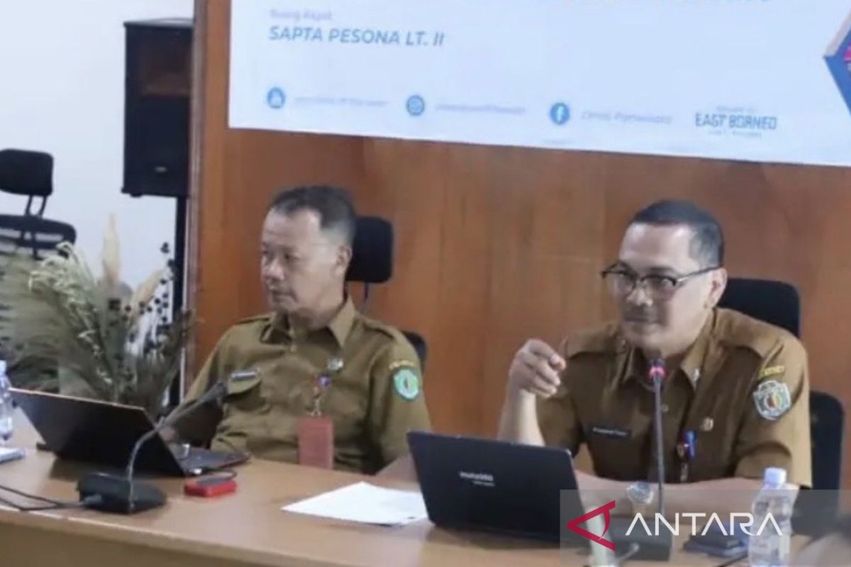 East Kalimantan Tourism Office to Hoist Flag Underwater with Whale Sharks for Independence Day