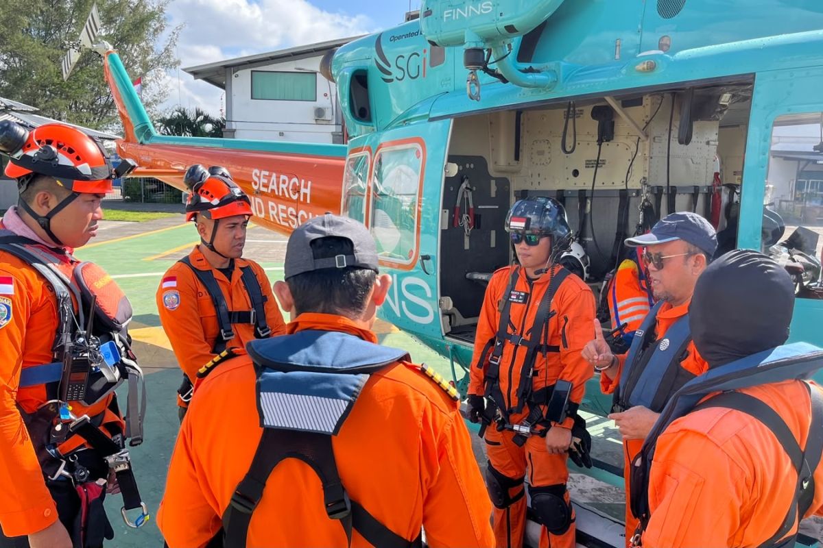 Basarnas Bali deploys helicopter to assist KMP incident in Lombok