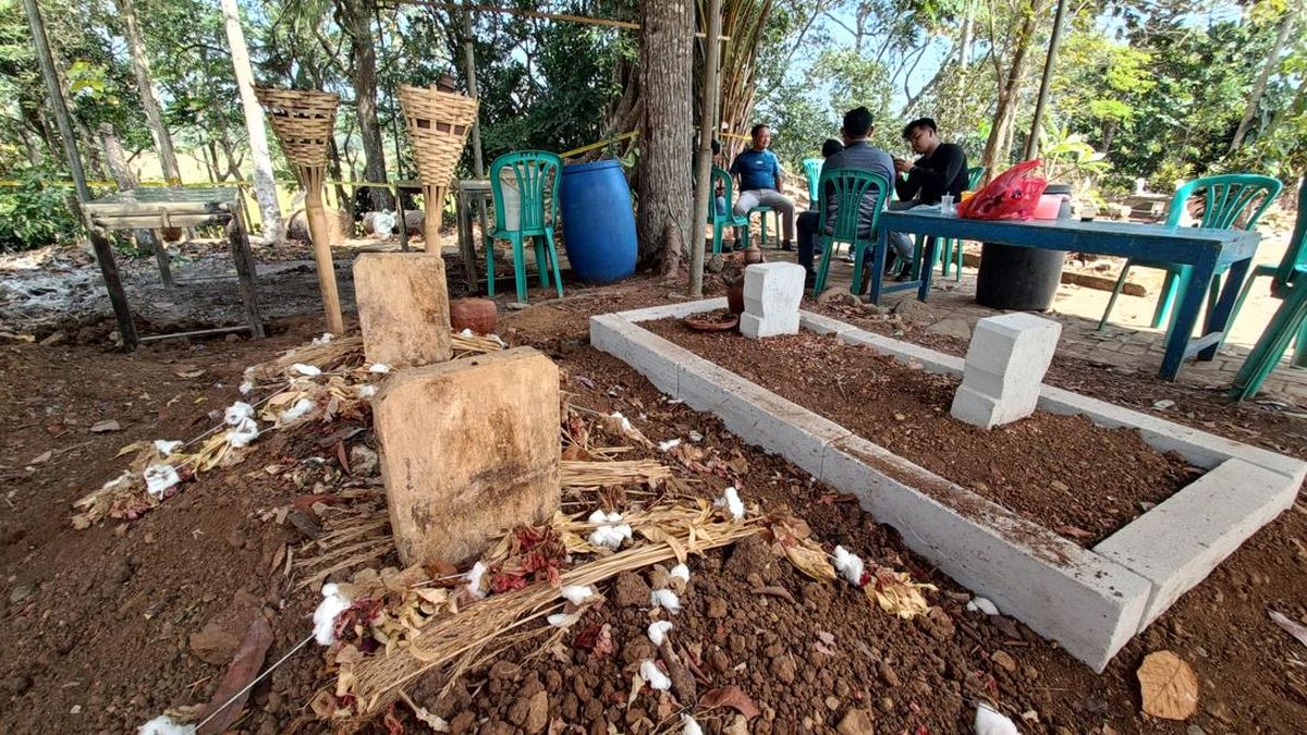 Sutrimo Exhumation: Forensic Team Collects Samples for Cause of Death Investigation