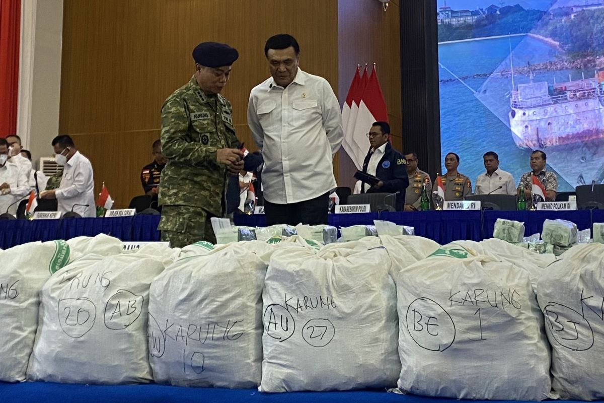 Indonesia Must Not Become Transit Point for Illegal Goods, Says Top Security Minister