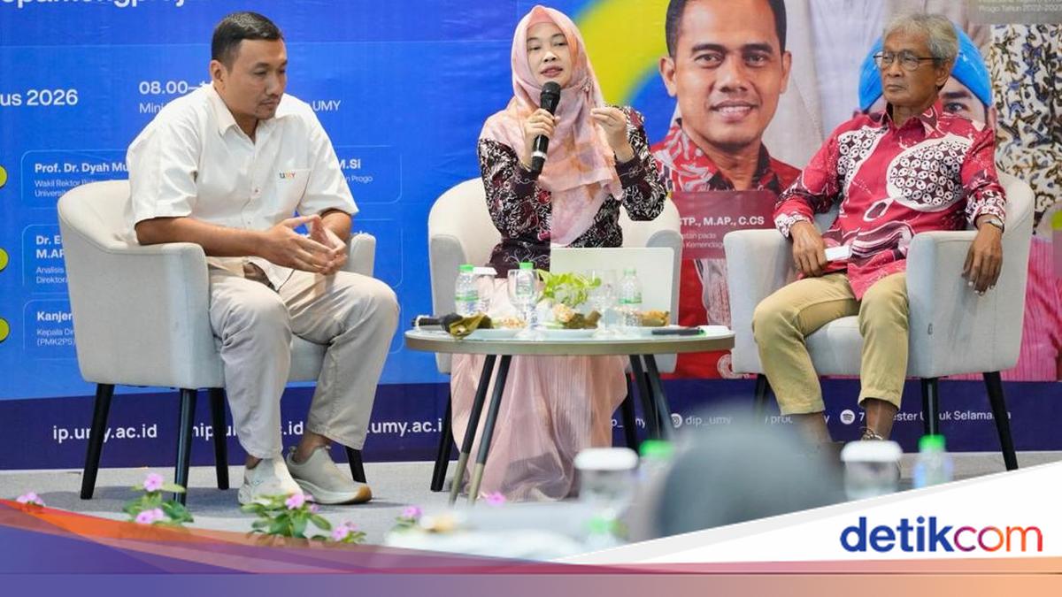 UMY Lecturer: Smart Village Requires More Than Just Digital Technology