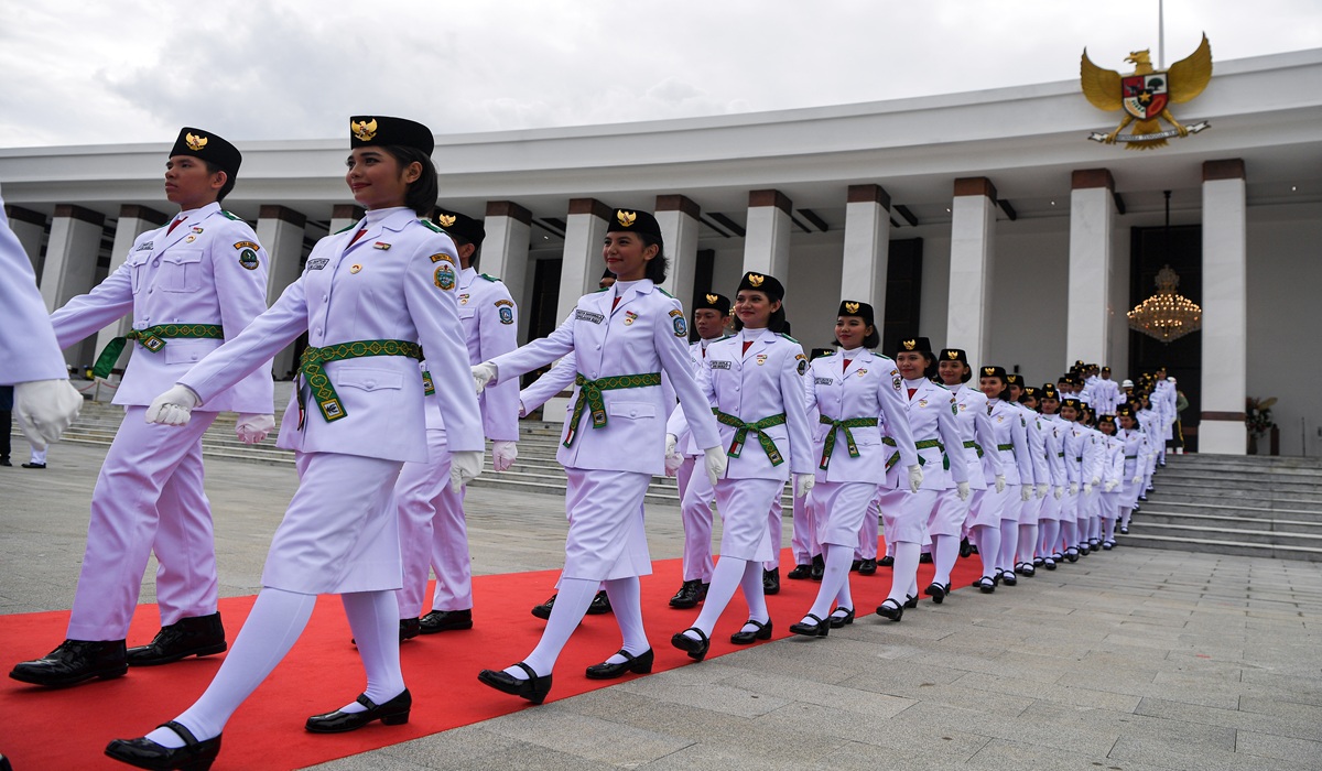 Paskibraka Extends Training Hours at the Palace