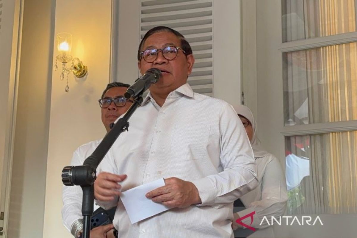 Pramono Responds to JPO in Front of DPR Lacking Stair Access