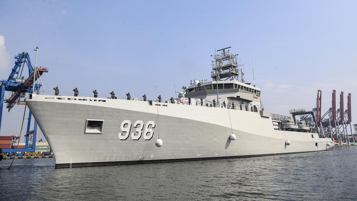 Navy Spokesperson Clarifies Indonesian Warship's Passage Through Multiple Countries
