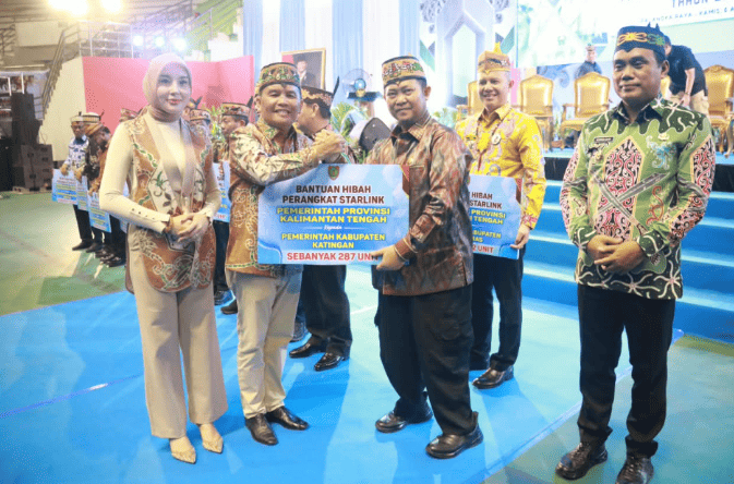 Central Kalimantan Governor Grants Thousands of Starlink Units to Accelerate Internet Access in Remote Villages